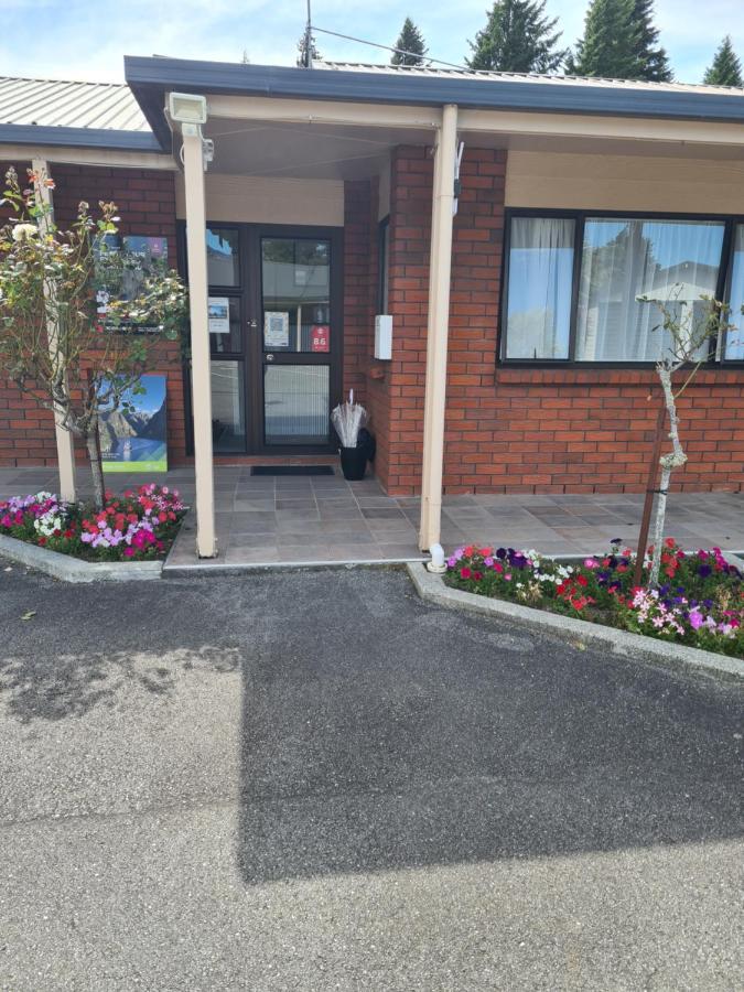 Arran Motel Te Anau Exteriér fotografie