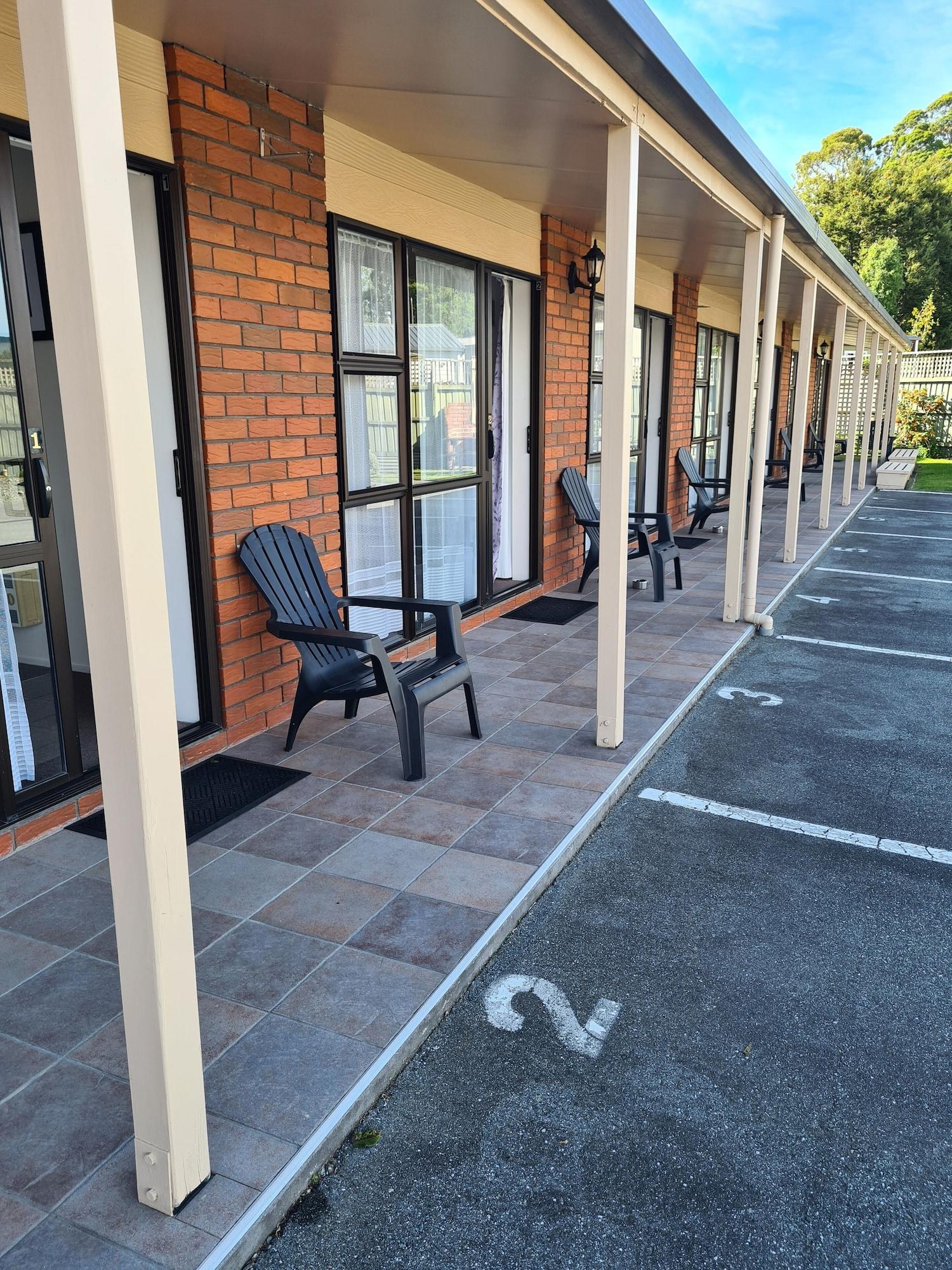 Arran Motel Te Anau Exteriér fotografie